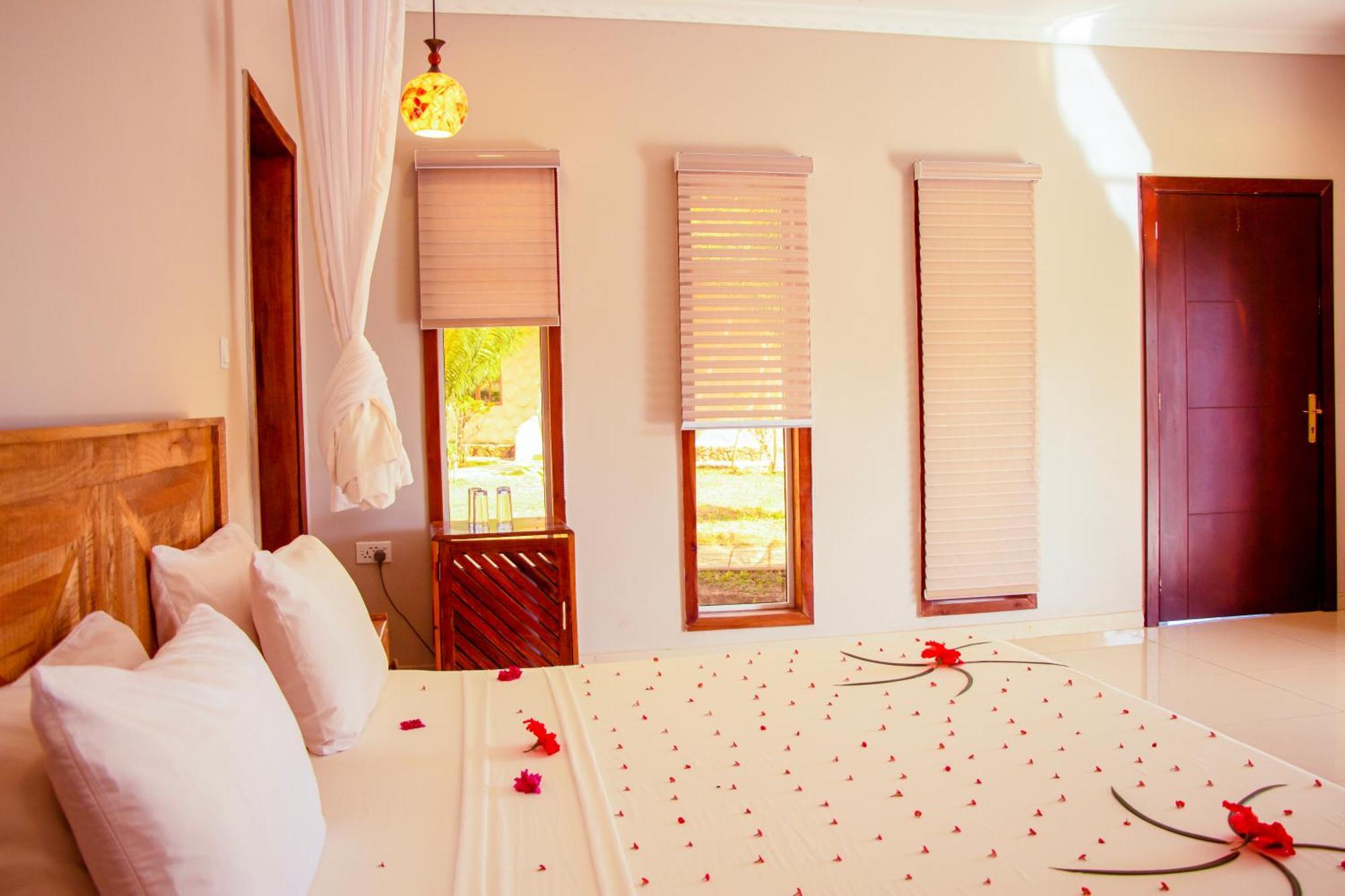 Mandarin Resort Zanzibar キジカジ エクステリア 写真